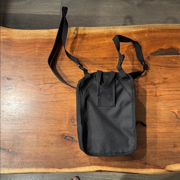 Herschel Supply Company Black Belt Bag-New - Picture 2 of 4
